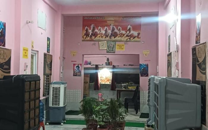 BHARDWAJ HOME STAY 