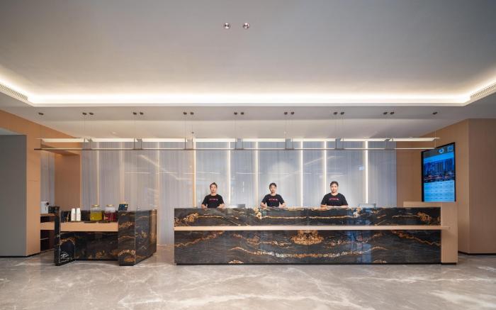 Atour Hotel Dalian Xinghai Square Zhongshan Road