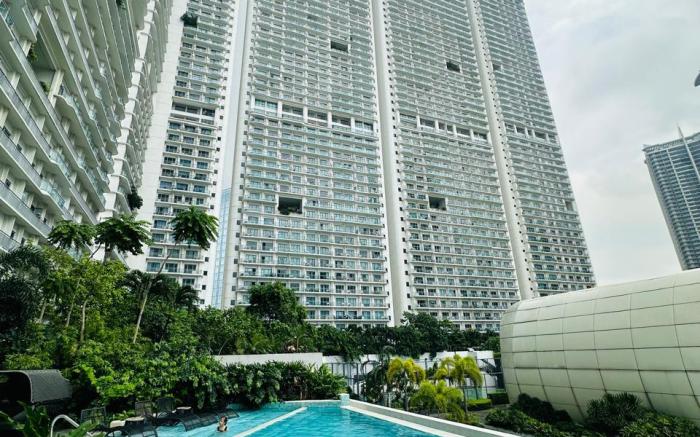 NOVOTEL SUITES Manila at MADR Excellence