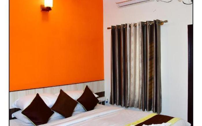 Hotel Omicron 1 BHK Studio room