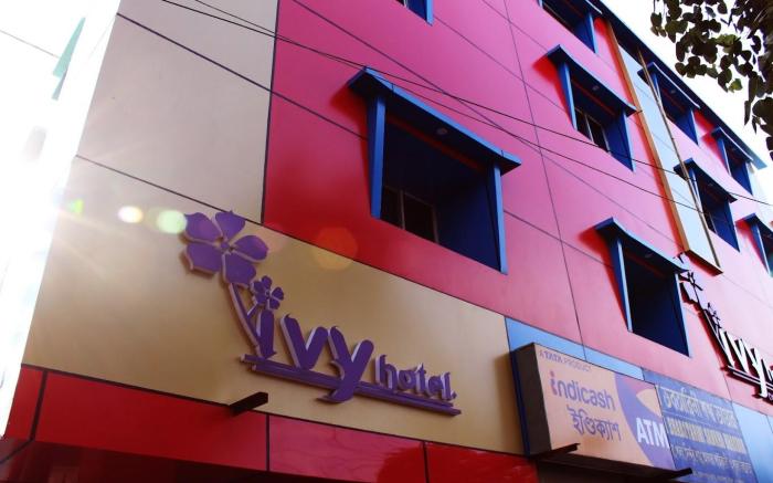 DETEEX HOTEL IVY
