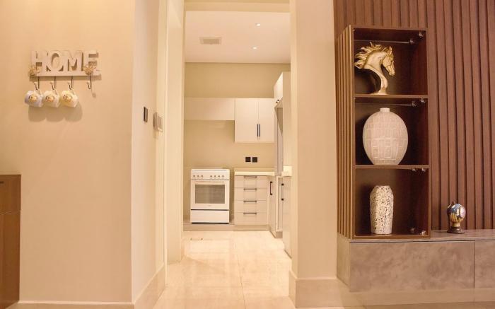 A2-Elegant High-Rise with Warm & Inviting Decor