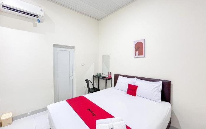 RedDoorz Syariah near AMIKOM Purwokerto