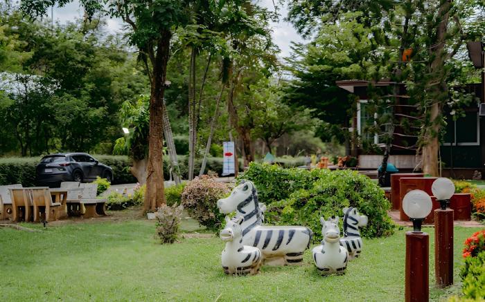 Rockwood house Resort and Thai massage