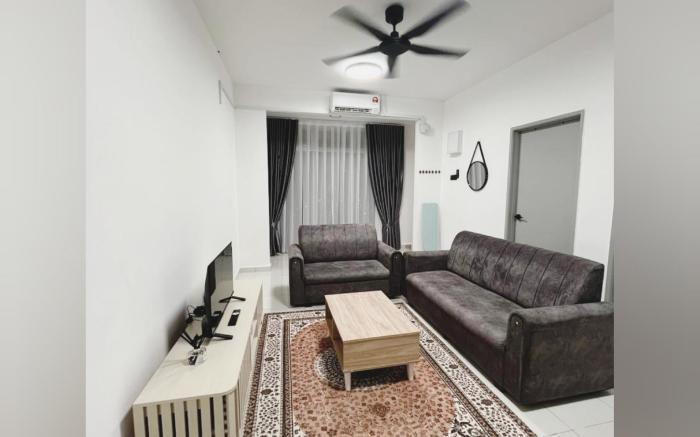 Luq's Homestay (Muslim only)