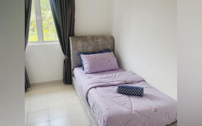 Luq's Homestay (Muslim only)