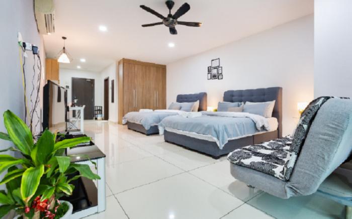 No #1 - Modern Cottage @ KSL City Mall [5 Pax]