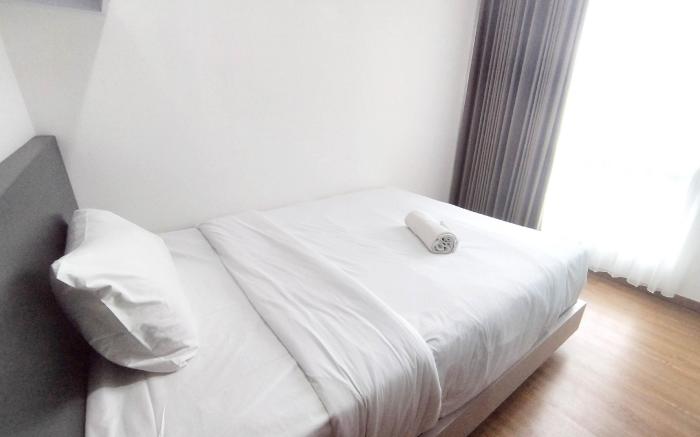 Stunning 2BR Grand Sungkono Lagoon Apt By Travelio