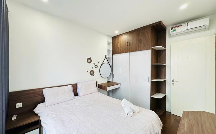 Korean Style apartment (next to Charmvit Tower)