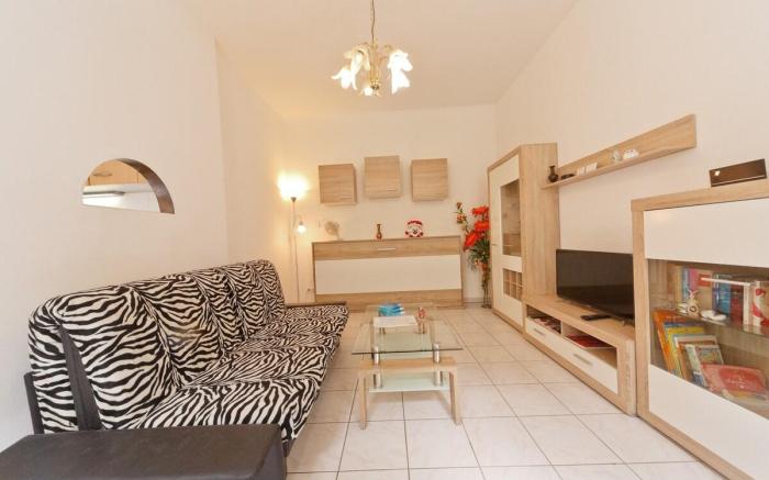 Apartment 12 near Vienna Schönbrunn / Westbahnhof