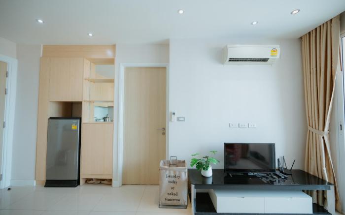 Grand Caribbean Condo Pattaya G1908 : Pool View