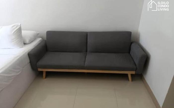 Studio Unit A12 with Balcony - Iloilo Condo Living