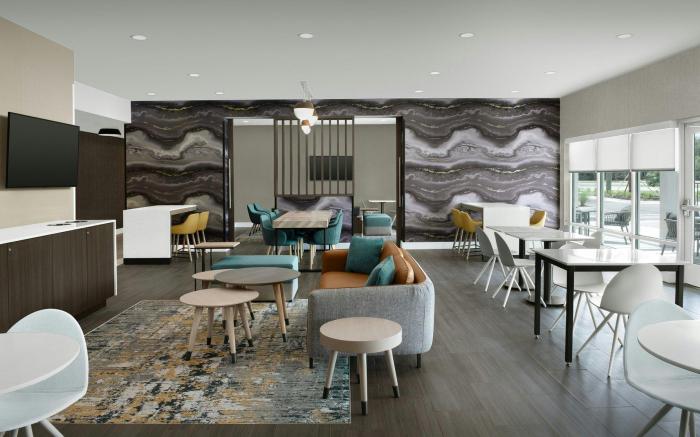 TownePlace Suites By Marriott Lake City