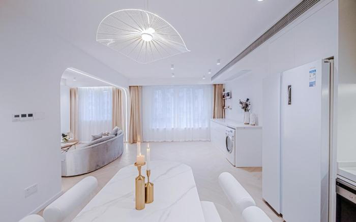 Walk to People Square&Xintiandi, 3BR New Apt