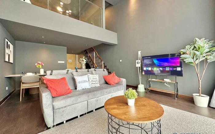 Duplex•R&F SeineRegion/7Pax•SofaBed/BalconySeaView
