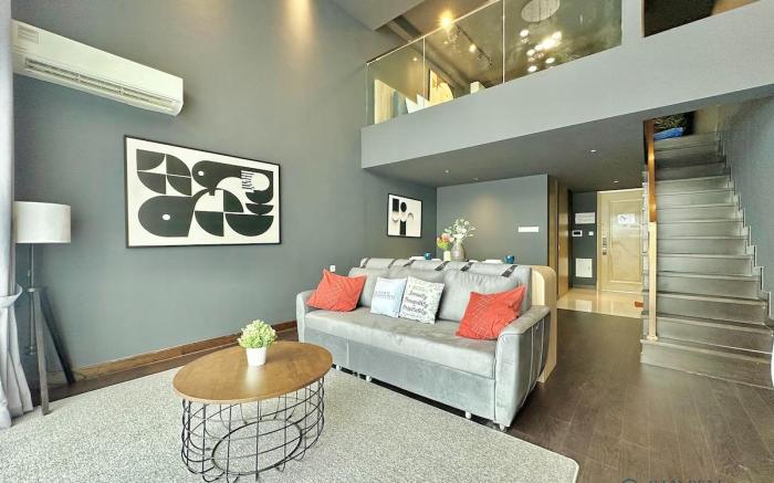Duplex•R&F SeineRegion/7Pax•SofaBed/BalconySeaView