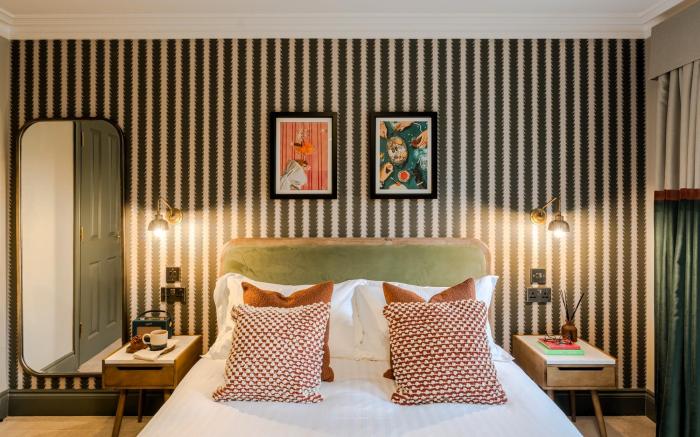 Pembroke House | 1 Bed apartment | Courtyard