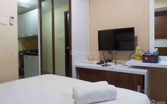 Compact Studio @ Tamansari Papilio Apt By Travelio