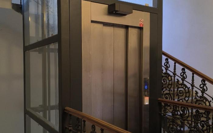 Apartment House - The Modern Flat