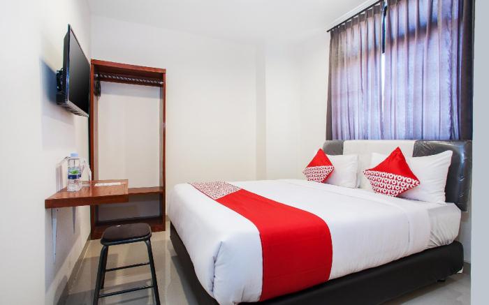 Hotel O Genteng Near Genteng Market Formerly Uno Hotel