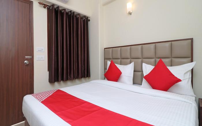 Flagship 74174 Hotel Central Plaza