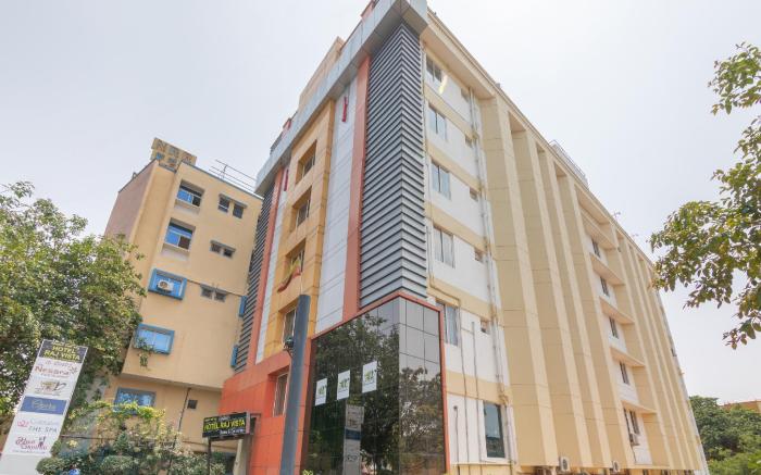 Capital O 36472 Hotel Raj Vista Suites