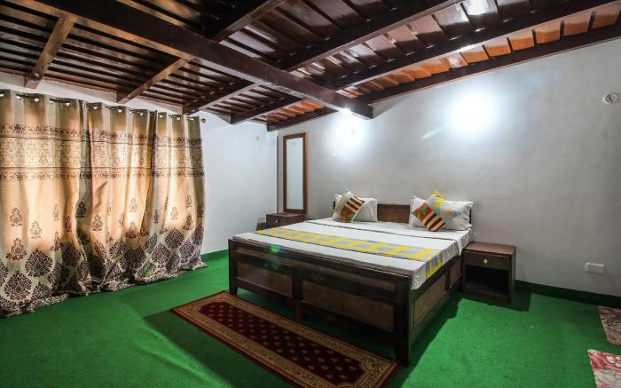 OYO 18758 Spacious Cottage