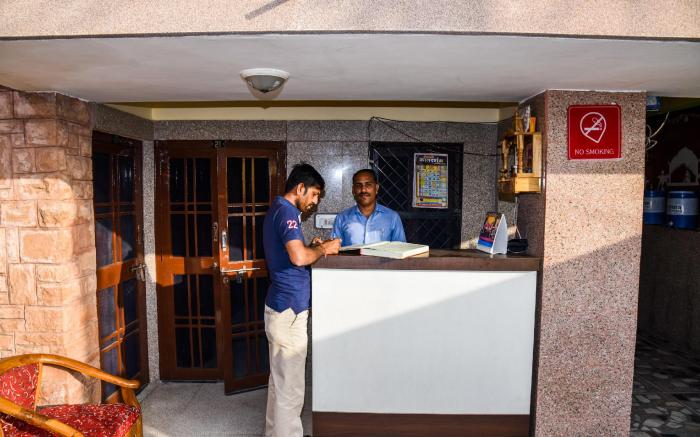 Hotel O RAAJ GUEST HOUSE