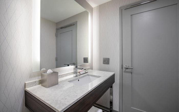 Holiday Inn Express Boston - Quincy By IHG