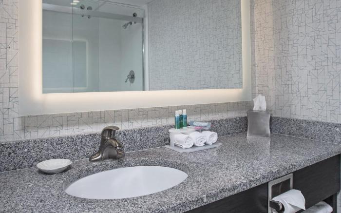 Holiday Inn Express Nags Head Oceanfront, an IHG Hotel By IHG