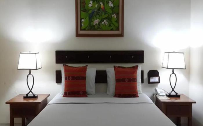 Arondari Hotel