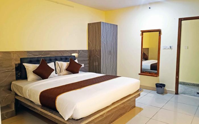 Shree Sai Inn near KR Puram Bus Stop