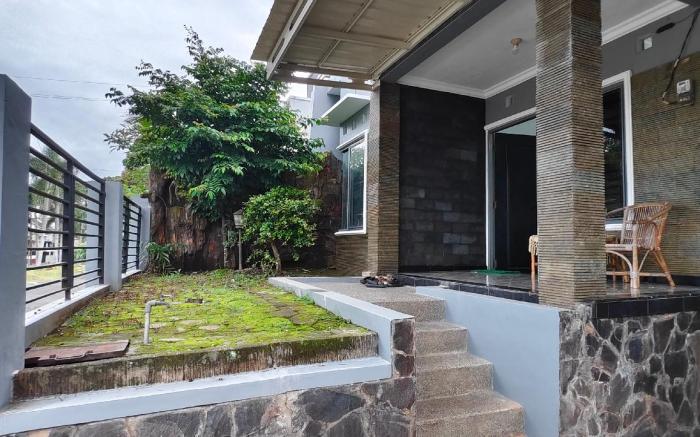 Homey Guesthouse Malang (Syariah)