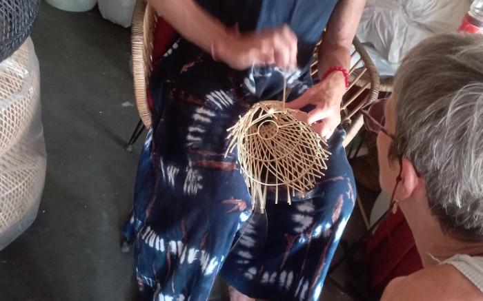 Weaving class rautan lamps