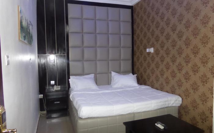 Silverland Hotels and Suites