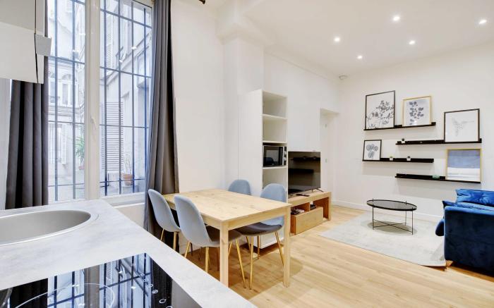 Welcoming apartment - 1BR/4P - Grands Boulevards