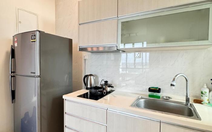 D’Summit 1BR modern kempas netfx 1406