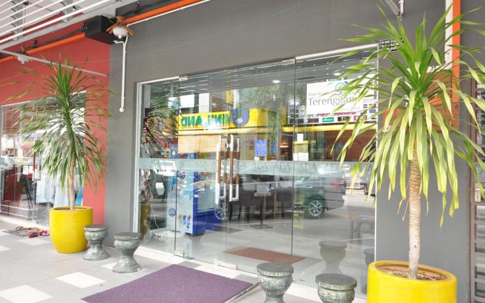 ADA Hotel & Apartment