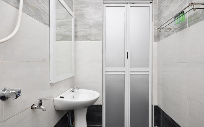 ADA Hotel & Apartment