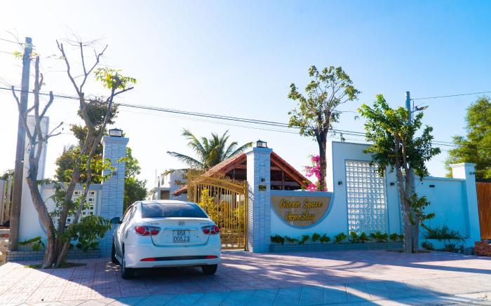 Green Space Homestay 