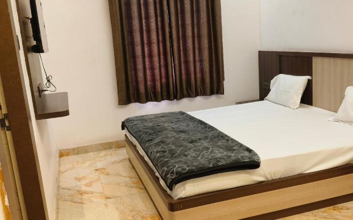105 Studio balcony suits in Ghat 