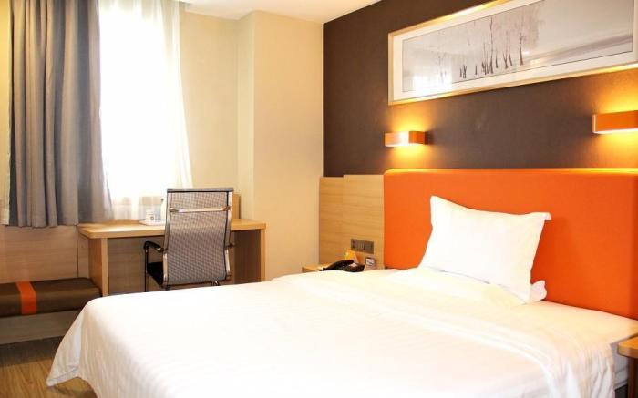 7 Days Premium Haikou Riyue Plaza Tax Free Market Wuzhishan Road