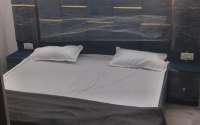 Hotel Guruji residency