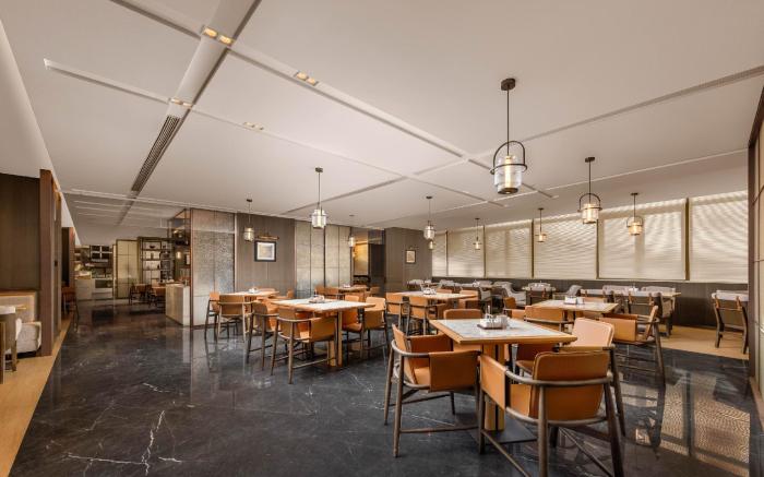 Shanghai Hongqiao Guanhua Hotel - Beixinjing Subway Station