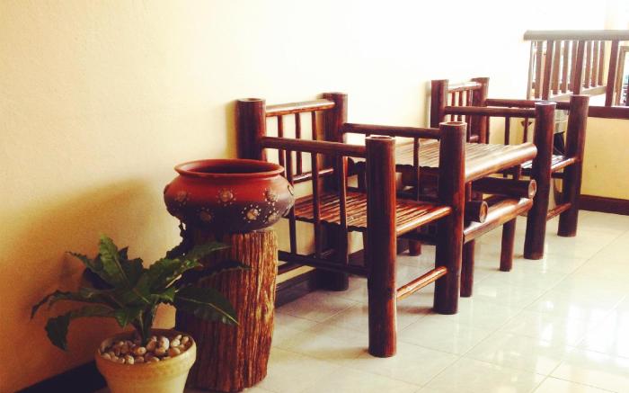 Khaolak Inn