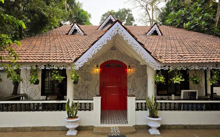 Riverview Retreat By ZenAway - 3BHK with Breakfast