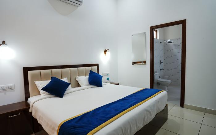 Golden Mango Resort .9BR. Jim Corbett By Homeyhuts