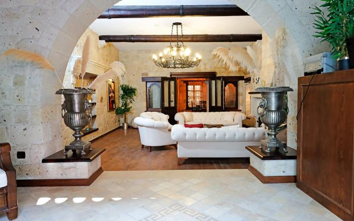 Mai Alaçatı