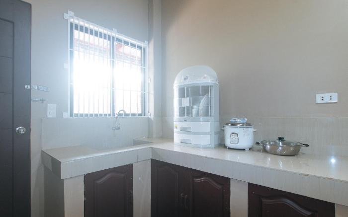 RedDoorz @ Aurea Apartelle