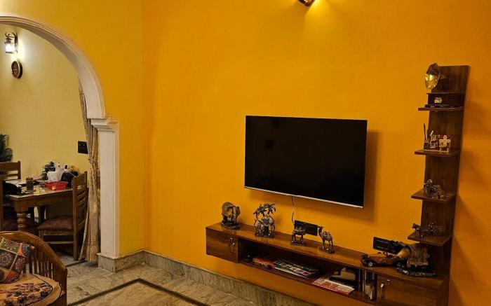 Luxurious room with hot water bathtub in The Villa